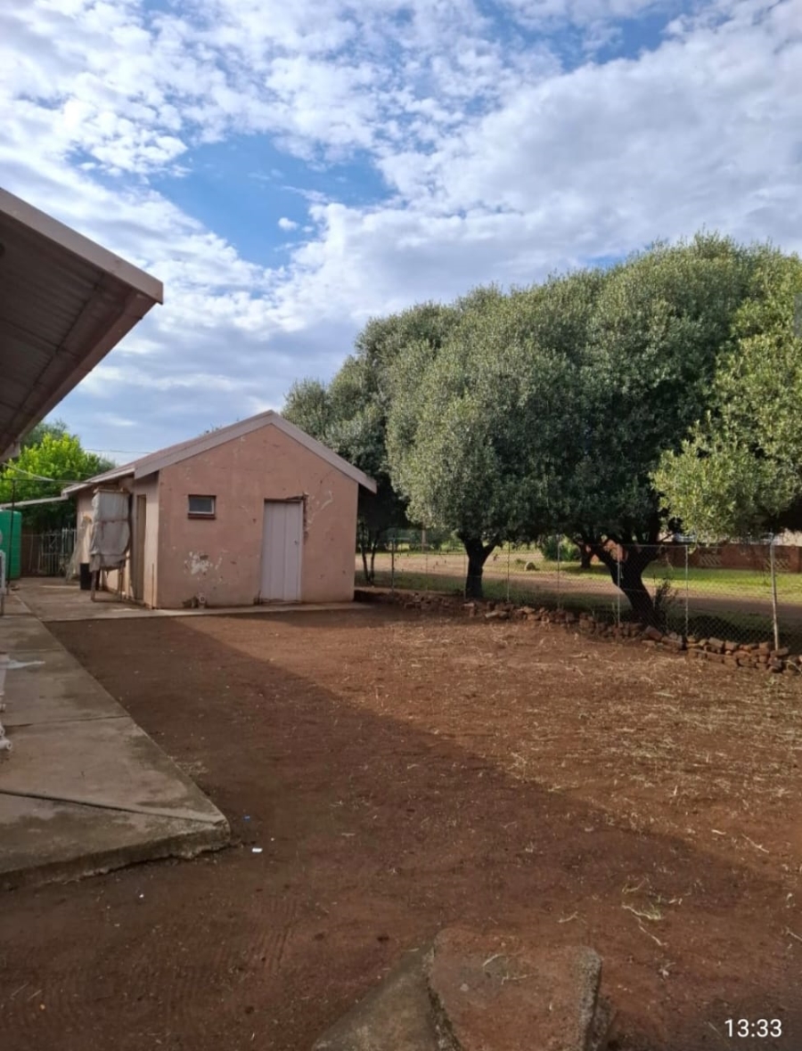 4 Bedroom Property for Sale in Bethulie Free State